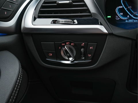 BMW iX3 High Executive 80 kWh [ 3-Fase ] (INCL.BTW) *PANO | HEAD-UP | FULL-LEATHER | FULL-LED | ADAPTIVE-CRUISE | DIGI-COCKPIT | BLINDSPOT | HARMAN/KARDON | KEYLESS | TOP-VIEW | SPORT-SEATS | 20''ALU | TOWBAR*