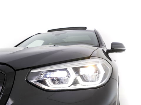 BMW iX3 High Executive 80 kWh [ 3-Fase ] (INCL.BTW) *PANO | HEAD-UP | FULL-LEATHER | FULL-LED | ADAPTIVE-CRUISE | DIGI-COCKPIT | BLINDSPOT | HARMAN/KARDON | KEYLESS | TOP-VIEW | SPORT-SEATS | 20''ALU | TOWBAR*
