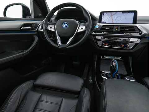 BMW iX3 High Executive 80 kWh [ 3-Fase ] (INCL.BTW) *PANO | HEAD-UP | FULL-LEATHER | FULL-LED | ADAPTIVE-CRUISE | DIGI-COCKPIT | BLINDSPOT | HARMAN/KARDON | KEYLESS | TOP-VIEW | SPORT-SEATS | 20''ALU | TOWBAR*