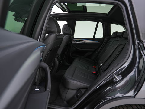 BMW iX3 High Executive 80 kWh [ 3-Fase ] (INCL.BTW) *PANO | HEAD-UP | FULL-LEATHER | FULL-LED | ADAPTIVE-CRUISE | DIGI-COCKPIT | BLINDSPOT | HARMAN/KARDON | KEYLESS | TOP-VIEW | SPORT-SEATS | 20''ALU | TOWBAR*