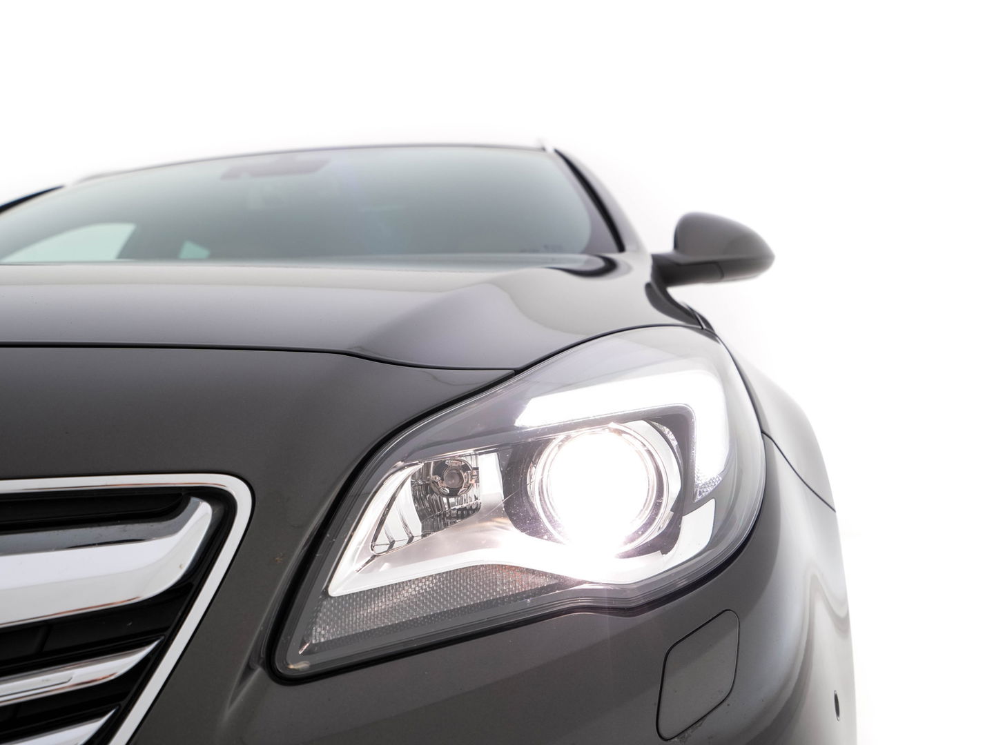 Opel Insignia Sports Tourer 1.6 T Cosmo *FULL-LEATHER | XENON | NAVI-FULLMAP | CAMERA | COMFORT-SEATS | ECC | PDC | CRUISE | 18''ALU*