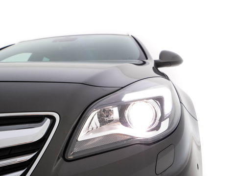 Opel Insignia Sports Tourer 1.6 T Cosmo *FULL-LEATHER | XENON | NAVI-FULLMAP | CAMERA | COMFORT-SEATS | ECC | PDC | CRUISE | 18''ALU*