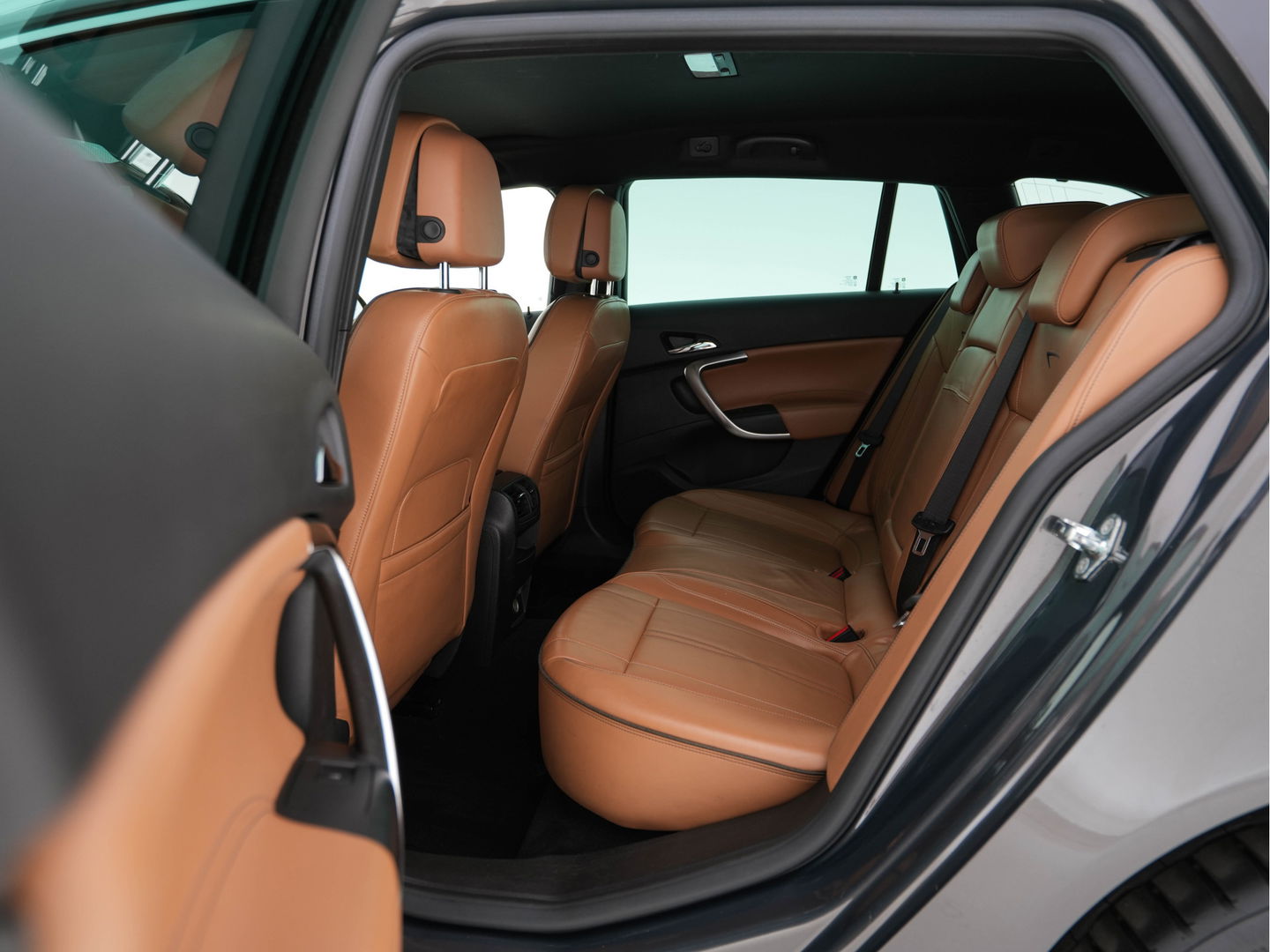 Opel Insignia Sports Tourer 1.6 T Cosmo *FULL-LEATHER | XENON | NAVI-FULLMAP | CAMERA | COMFORT-SEATS | ECC | PDC | CRUISE | 18''ALU*