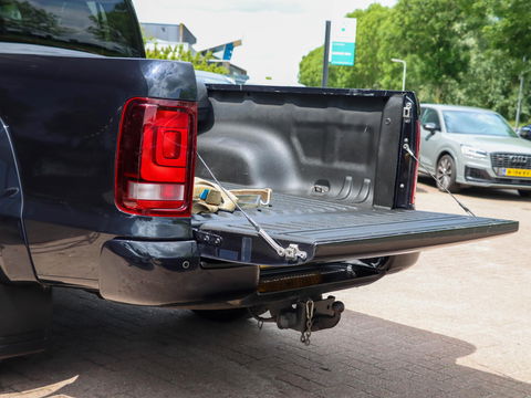 Volkswagen Amarok 3.0 TDI 4Motion DC Highline | Leder | Comfortstoelen | 20'' | Navigatie | Trekhaak