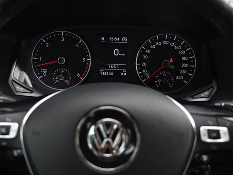 Volkswagen Amarok 3.0 TDI 4Motion DC Highline | Leder | Comfortstoelen | 20'' | Navigatie | Trekhaak