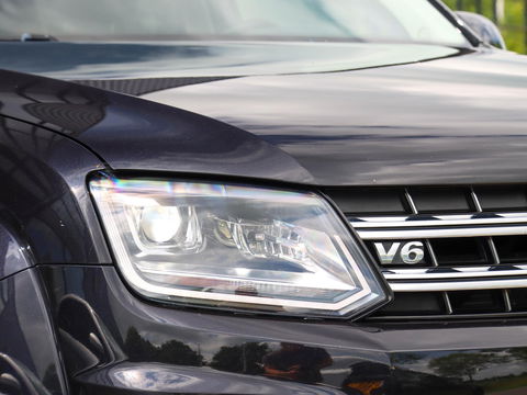 Volkswagen Amarok 3.0 TDI 4Motion DC Highline | Leder | Comfortstoelen | 20'' | Navigatie | Trekhaak