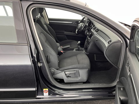 Škoda Superb Combi 1.6 TDI Greenline Comfort Business Line *NAVI-FULLMAP | COMFORT-SEATS | ECC | AMUNDSEN-AUDIO | PDC | CRUISE | TOWBAR | 16''ALU*