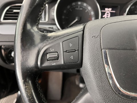 Škoda Superb Combi 1.6 TDI Greenline Comfort Business Line *NAVI-FULLMAP | COMFORT-SEATS | ECC | AMUNDSEN-AUDIO | PDC | CRUISE | TOWBAR | 16''ALU*