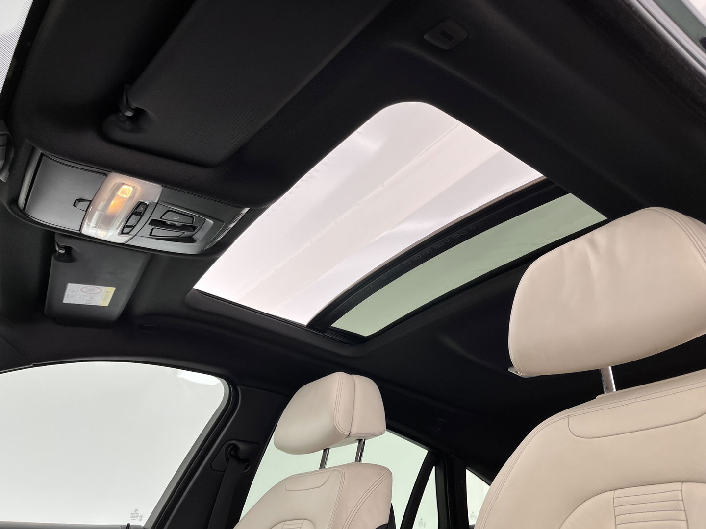 BMW X6 xDrive50i High Executive Aut. *PANO | HEAD-UP | FULL-LEATHER | FULL-LED | MEMORY-PACK | HARMAN/KARDON | BLIND-SPOT | KEYLESS | CAMERA | COMFORT-SEATS | 20''ALU*