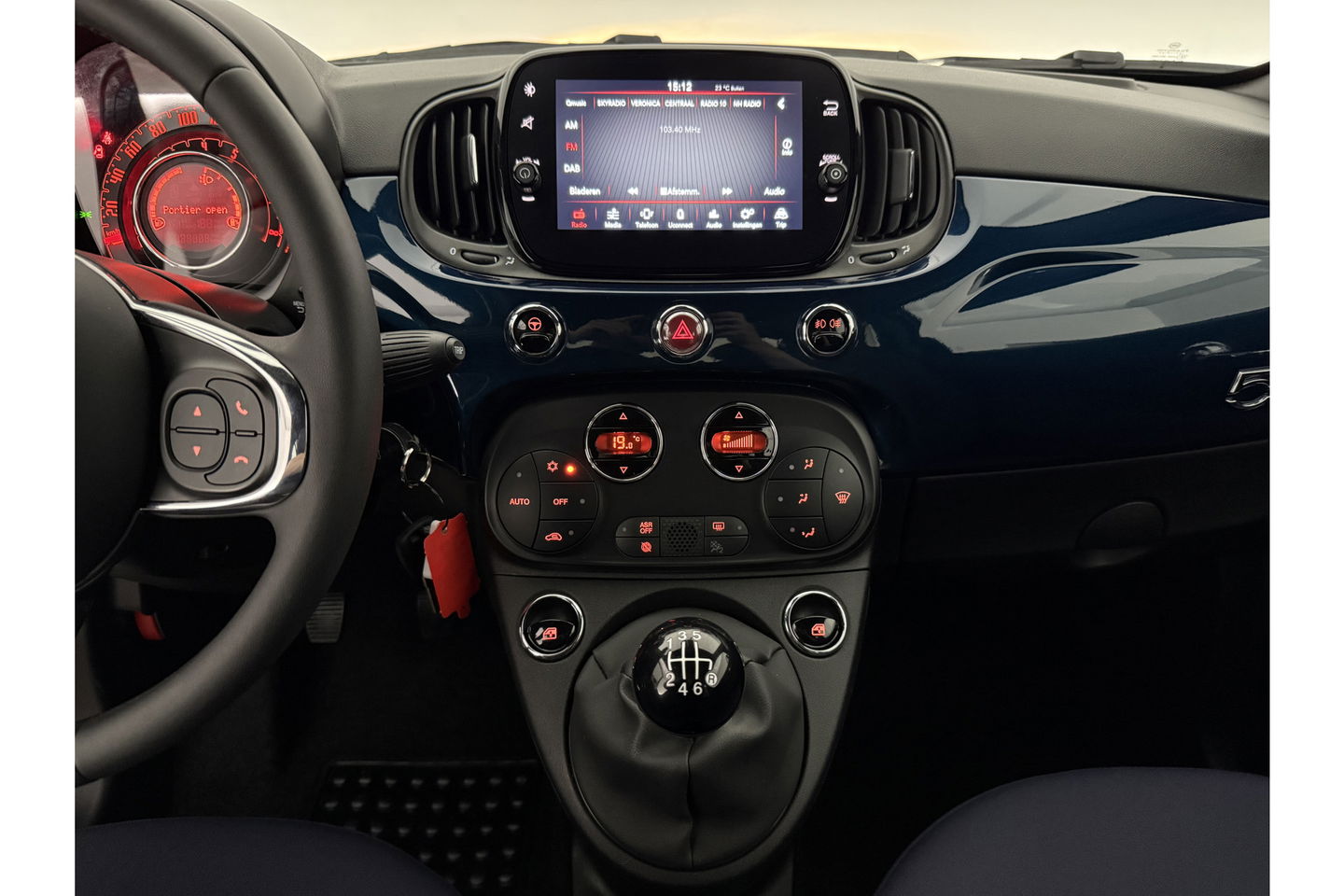 Fiat 500 1.0 Hybrid Club LED Carplay Clima Parkeersensoren 15"LMV