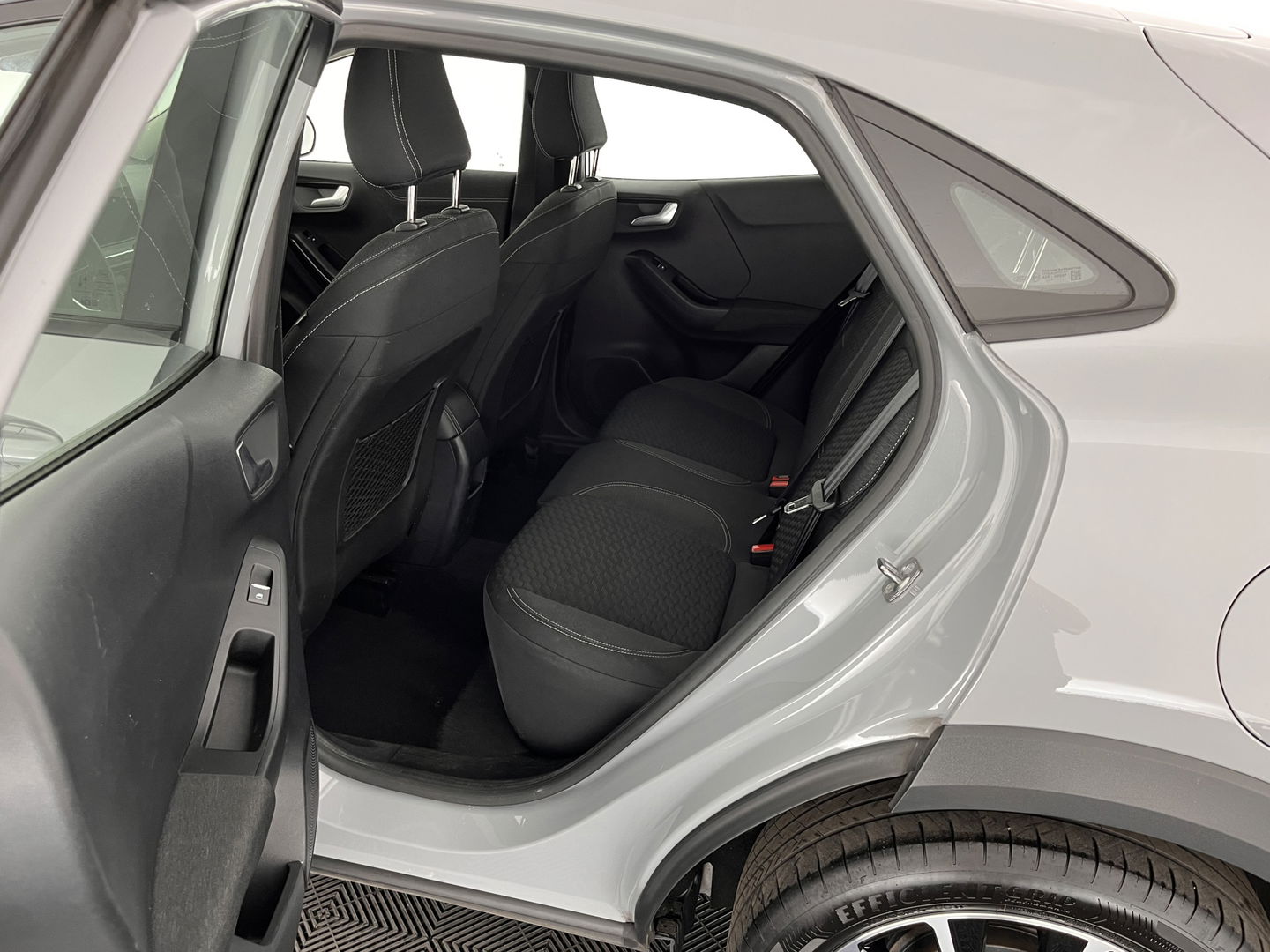 Ford Puma 1.0 EcoBoost Hybrid Titanium *NAVI-FULLMAP | FULL-LED | SPORT-SEATS | DAB+ | 17''ALU | ECC | PDC | CRUISE | TOWBAR*