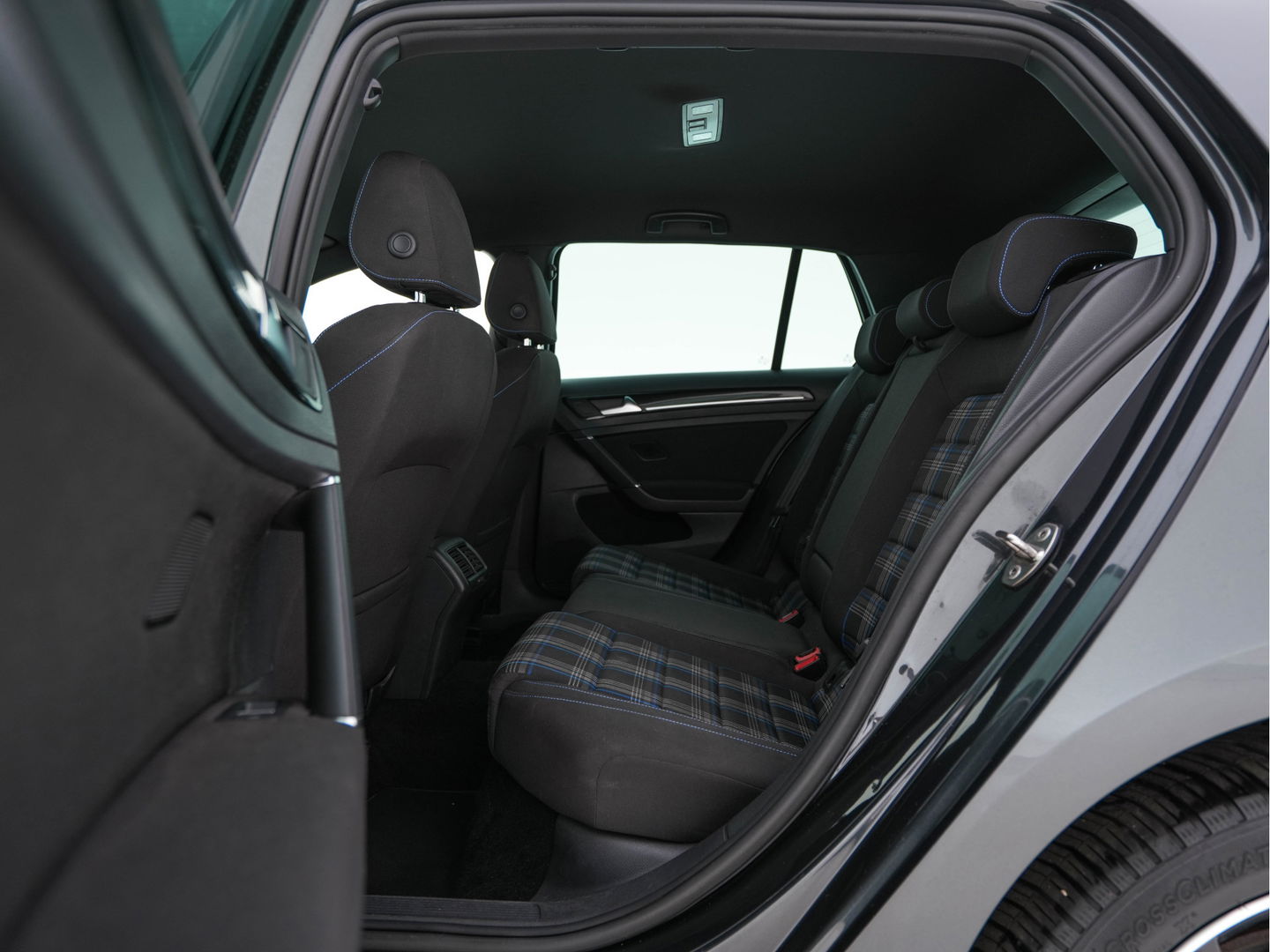 Volkswagen Golf 1.4 TSI GTE *FULL-LED | NAVI-FULLMAP | SPORT-SEATS | DAB+ | HEATED-SEATS | ECC | PDC | CRUISE | 17''ALU*