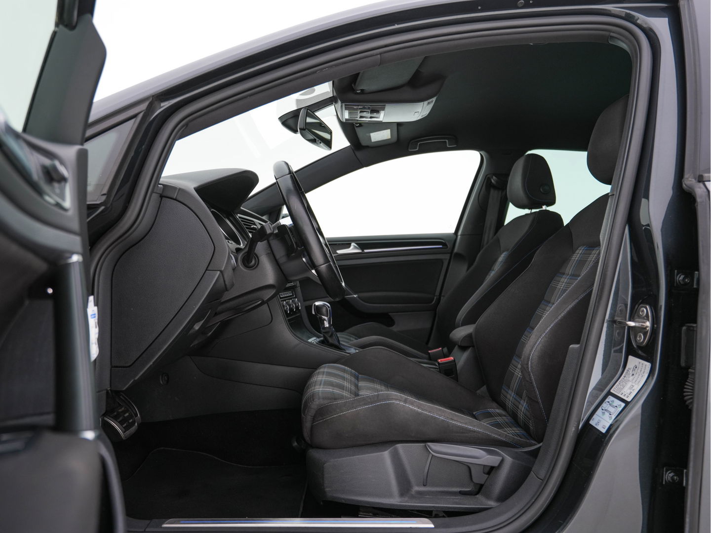 Volkswagen Golf 1.4 TSI GTE *FULL-LED | NAVI-FULLMAP | SPORT-SEATS | DAB+ | HEATED-SEATS | ECC | PDC | CRUISE | 17''ALU*