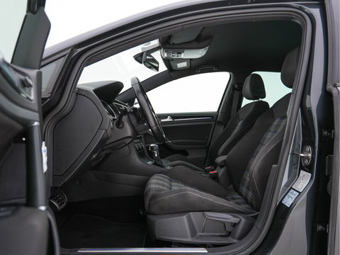 Volkswagen Golf 1.4 TSI GTE *FULL-LED | NAVI-FULLMAP | SPORT-SEATS | DAB+ | HEATED-SEATS | ECC | PDC | CRUISE | 17''ALU*