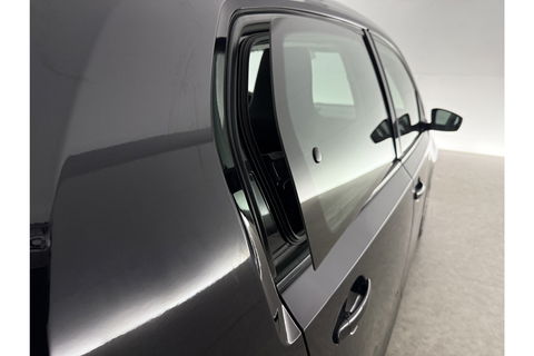 Volkswagen up! 1.0 Airco LED Camera Cruise DAB+ Bluetooth Parkeersensoren