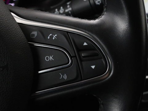 Renault Mégane 1.3 TCe Bose | Camera | Keyless | Carplay | Navigatie | Sfeerverlichting | Cruise Control | Climate control | Dodehoek detectie