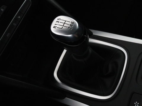 Renault Mégane 1.3 TCe Bose | Camera | Keyless | Carplay | Navigatie | Sfeerverlichting | Cruise Control | Climate control | Dodehoek detectie