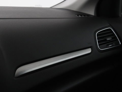Renault Mégane 1.3 TCe Bose | Camera | Keyless | Carplay | Navigatie | Sfeerverlichting | Cruise Control | Climate control | Dodehoek detectie