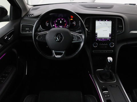 Renault Mégane 1.3 TCe Bose | Camera | Keyless | Carplay | Navigatie | Sfeerverlichting | Cruise Control | Climate control | Dodehoek detectie