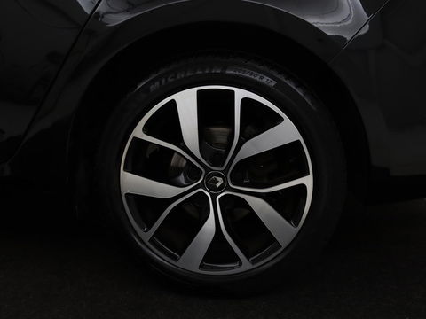 Renault Mégane 1.3 TCe Bose | Camera | Keyless | Carplay | Navigatie | Sfeerverlichting | Cruise Control | Climate control | Dodehoek detectie