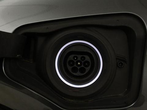 BMW 2 Serie 225xe ip Cent HighEx | Leder | Stoelverwarming | Camera | Elektrische achterklep | Full LED | Cruise control | Climate control