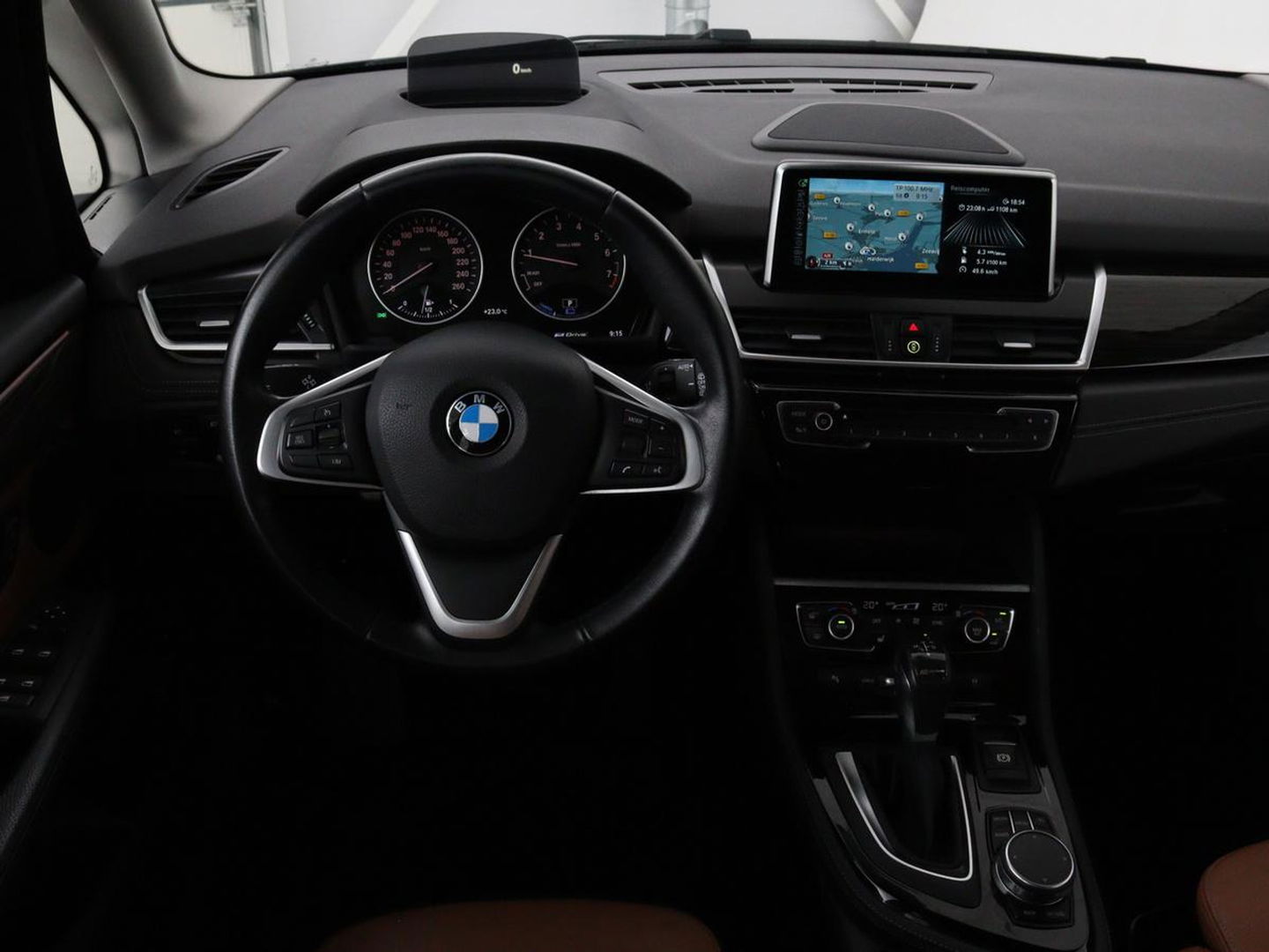 BMW 2 Serie 225xe ip Cent HighEx | Leder | Stoelverwarming | Camera | Elektrische achterklep | Full LED | Cruise control | Climate control