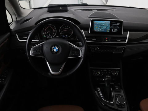 BMW 2 Serie 225xe ip Cent HighEx | Leder | Stoelverwarming | Camera | Elektrische achterklep | Full LED | Cruise control | Climate control