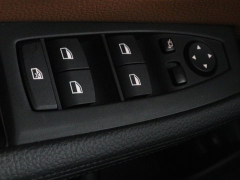 BMW 2 Serie 225xe ip Cent HighEx | Leder | Stoelverwarming | Camera | Elektrische achterklep | Full LED | Cruise control | Climate control