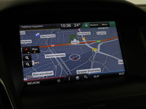 Ford Focus 1.0 Titanium | 84.000km NAP l Stoelverwarming | Cruise control | Navigatie | Climate control | Trekhaak