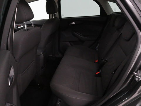 Ford Focus 1.0 Titanium | 84.000km NAP l Stoelverwarming | Cruise control | Navigatie | Climate control | Trekhaak