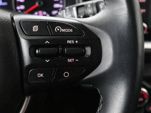 Kia Stonic 1.0 T-GDi Dyn.Line | 1e eigenaar | Camera | Keyless | Trekhaak | Climate control | Cruise Control | DAB |