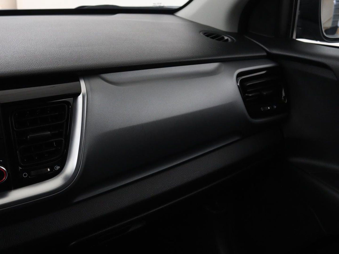 Kia Stonic 1.0 T-GDi Dyn.Line | 1e eigenaar | Camera | Keyless | Trekhaak | Climate control | Cruise Control | DAB |