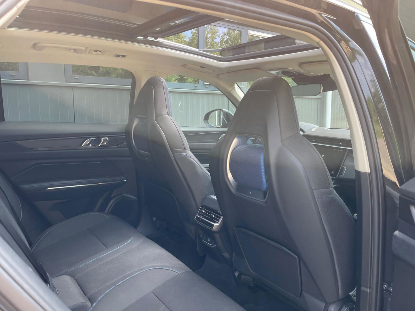 Lynk & Co 01 1.5 Plug-in Hybrid Pano/dak Apple/Carplay Adaptive/Cruise Camera.