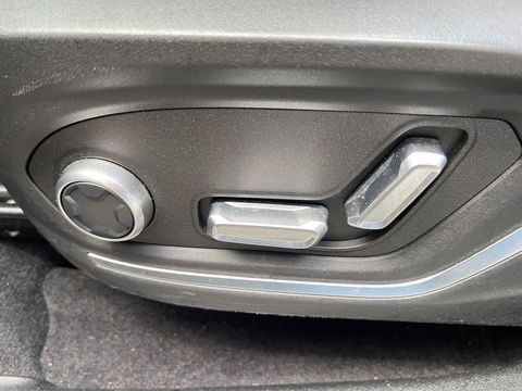 Lynk & Co 01 1.5 Plug-in Hybrid Pano/dak Apple/Carplay Adaptive/Cruise Camera.