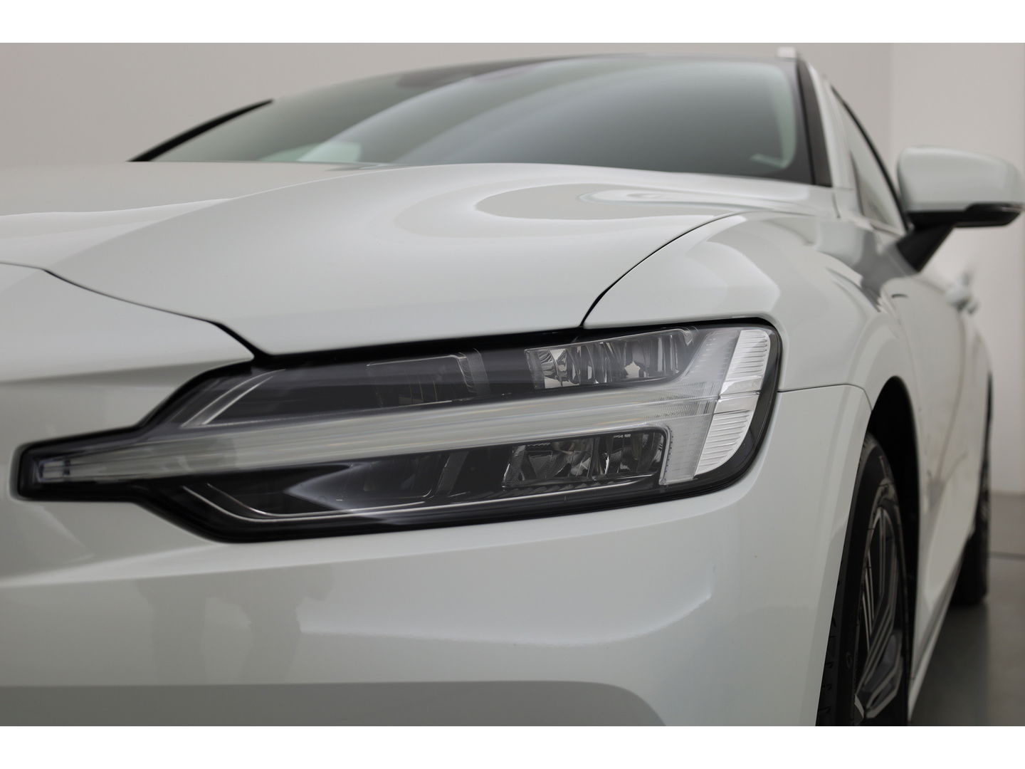 Volvo V60 T6 Recharge Inscription Expression | Navi | Camera | Stoel- Stuurverw. | Cruise | Apple CarPlay