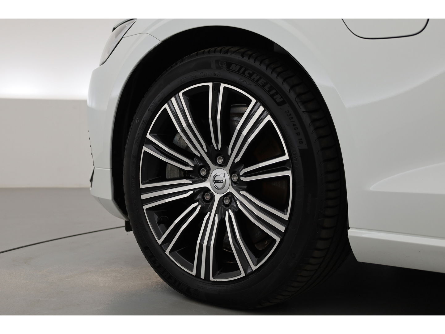Volvo V60 T6 Recharge Inscription Expression | Navi | Camera | Stoel- Stuurverw. | Cruise | Apple CarPlay