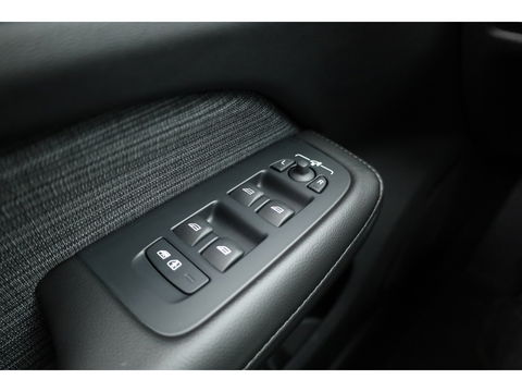 Volvo V60 T6 Recharge Inscription Expression | Navi | Camera | Stoel- Stuurverw. | Cruise | Apple CarPlay