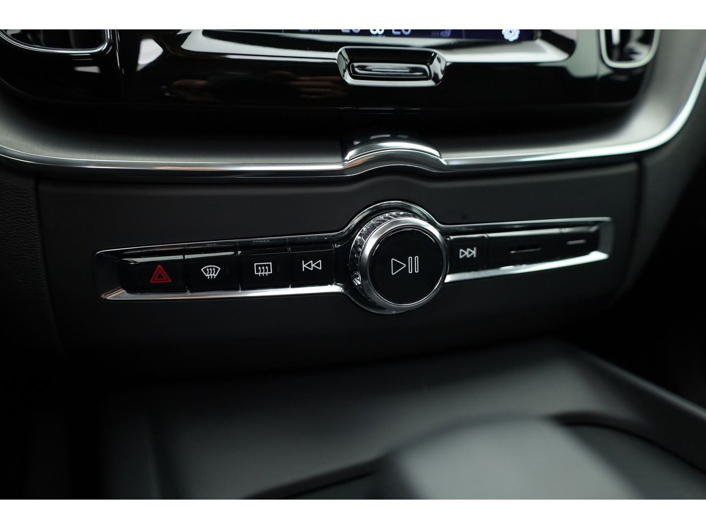 Volvo XC60 T6 Recharge Core | Pano | Pilot Assist | Camera | Stoel- Stuurverw. | Google info.