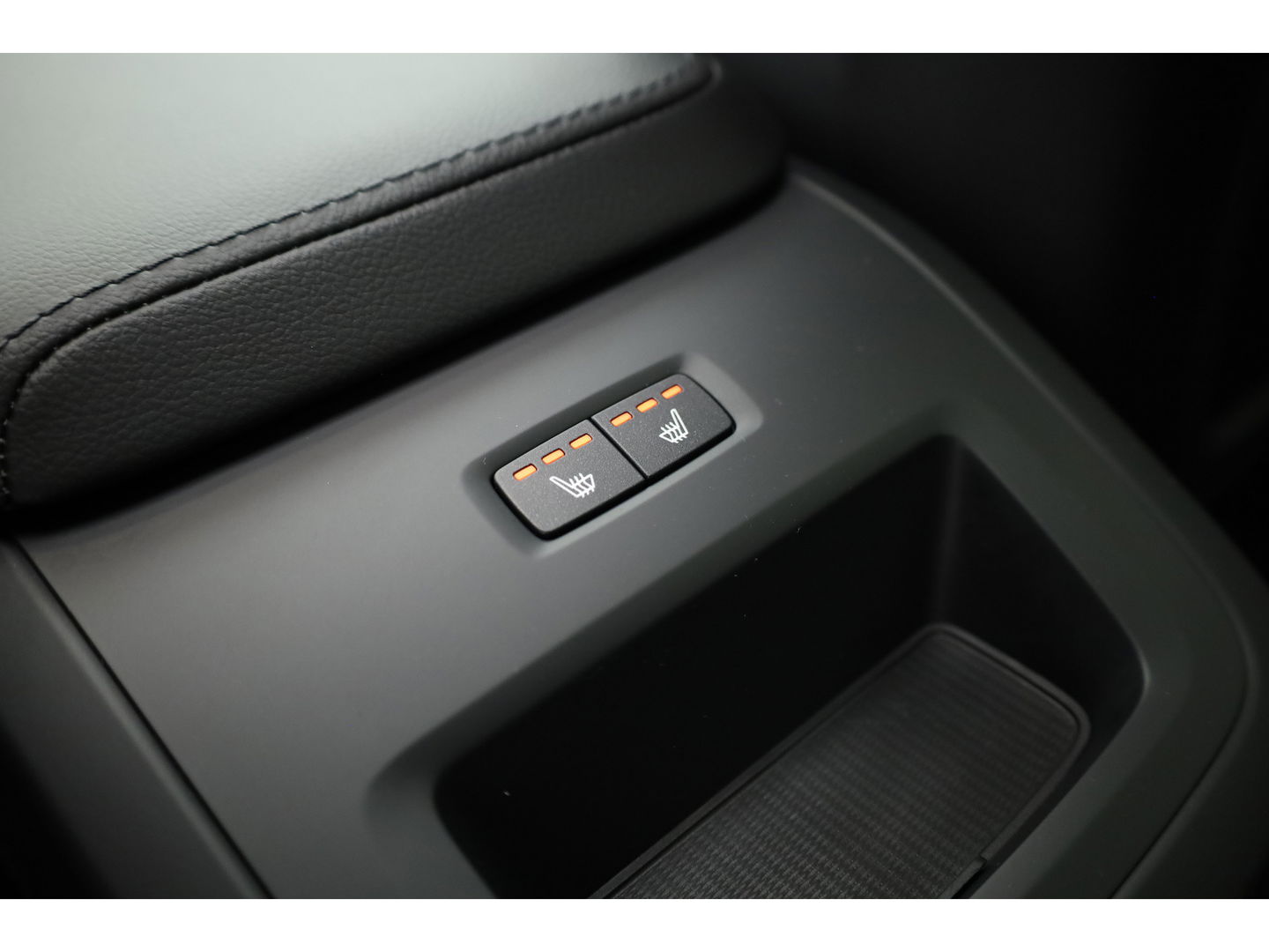 Volvo XC60 T6 Recharge Core | Pano | Pilot Assist | Camera | Stoel- Stuurverw. | Google info.