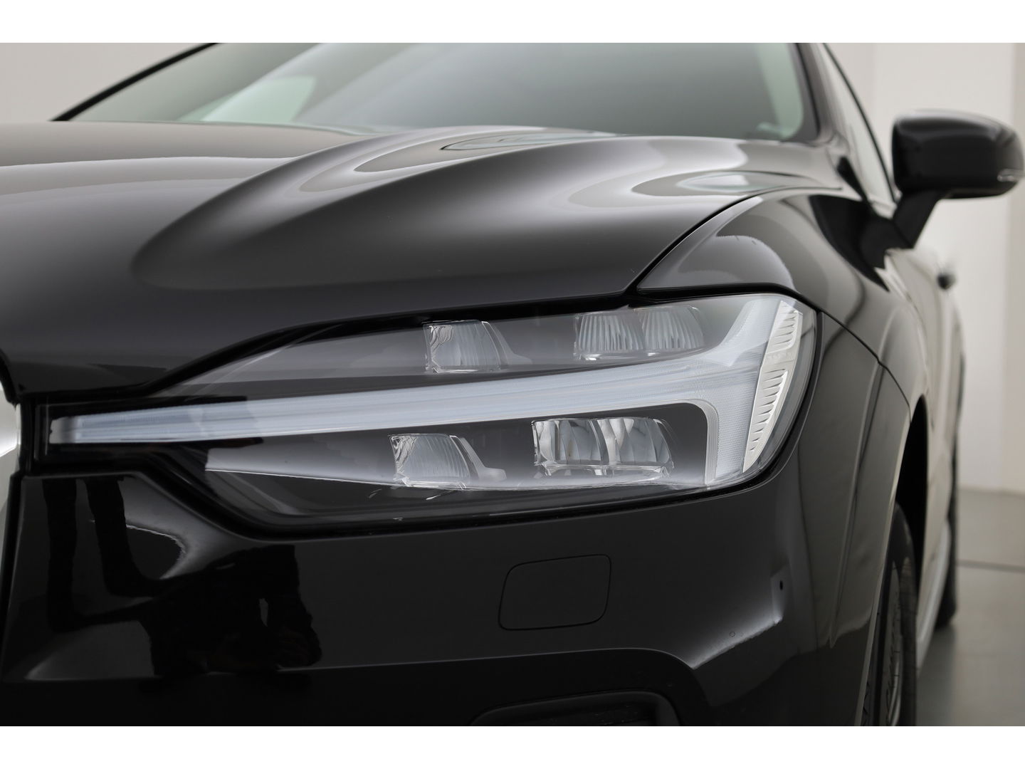 Volvo XC60 T6 Recharge Core | Pano | Pilot Assist | Camera | Stoel- Stuurverw. | Google info.