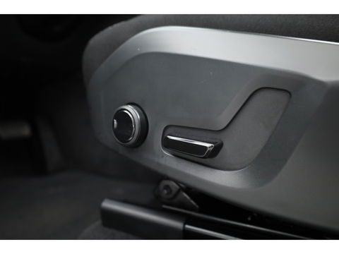 Volvo XC60 T6 Recharge Core | Pano | Pilot Assist | Camera | Stoel- Stuurverw. | Google info.