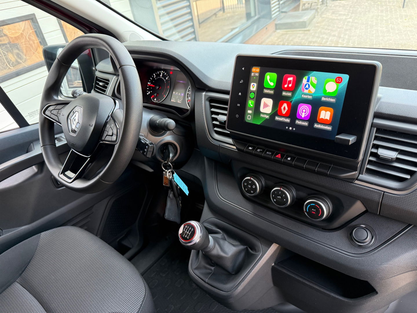Renault Trafic 2.0 dC1 150pk Euro 6 L2 Lang DC 5 Pers - L&R Schuifdr - Apple Carplay