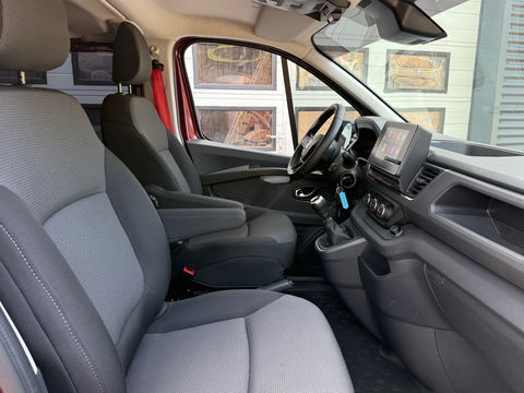 Renault Trafic 2.0 dC1 150pk Euro 6 L2 Lang DC 5 Pers - L&R Schuifdr - Apple Carplay