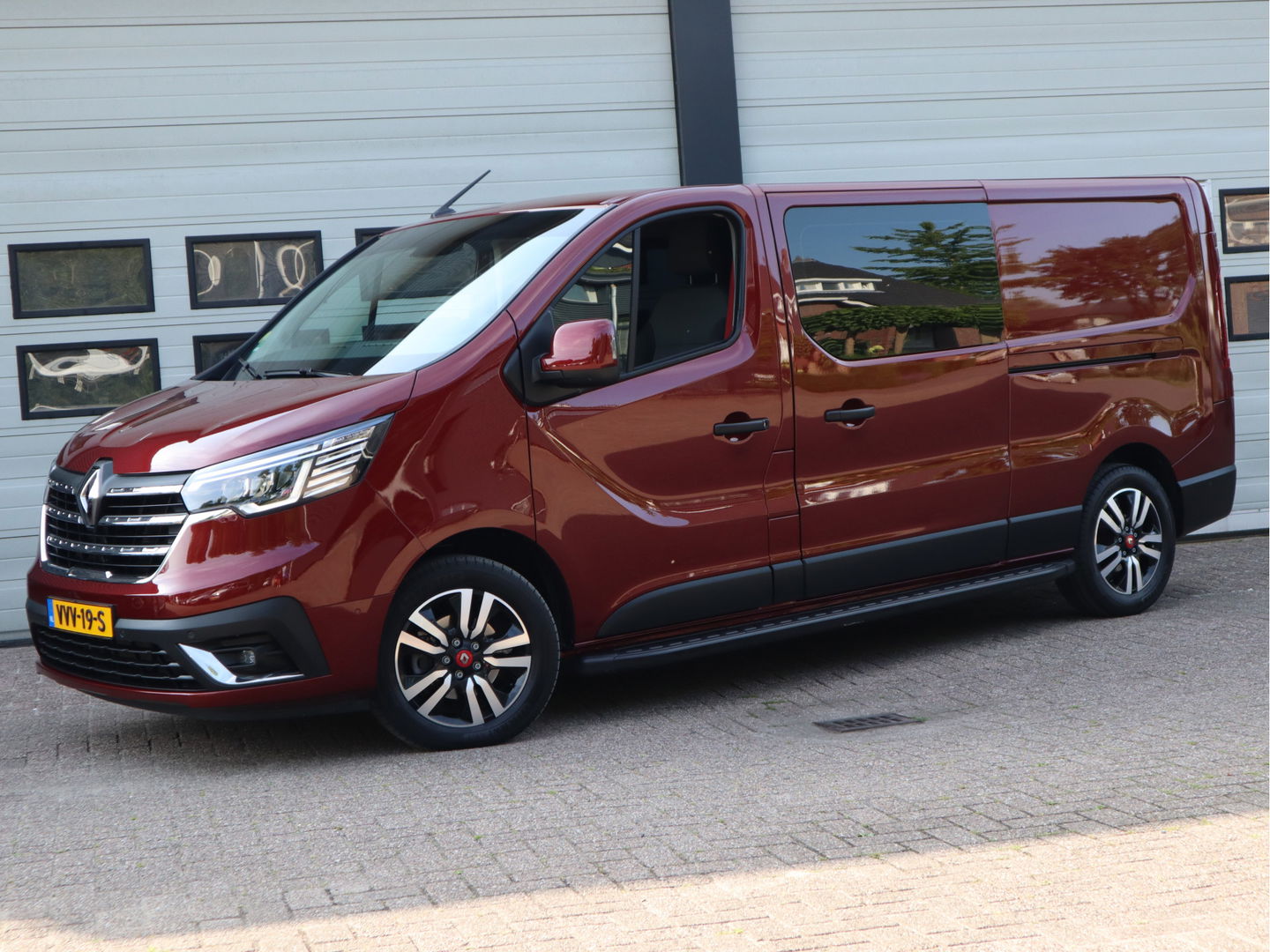 Renault Trafic 2.0 dC1 150pk Euro 6 L2 Lang DC 5 Pers - L&R Schuifdr - Apple Carplay