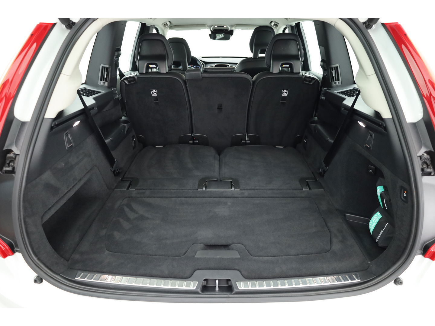 Volvo XC90 2.0 T8 Recharge AWD Inscription Expression | Navi | Adapt. Cruise | Elek. Trekhaak | Dodehoek | Stoel-Stuurverw.  | CarPlay
