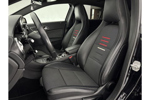 Mercedes-Benz A-Klasse 180 d Airco Cruise Navi LED Parkeersensoren 16"LMV