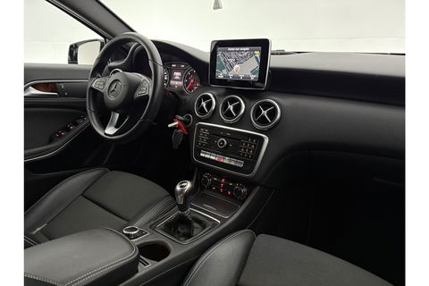 Mercedes-Benz A-Klasse 180 d Airco Cruise Navi LED Parkeersensoren 16"LMV