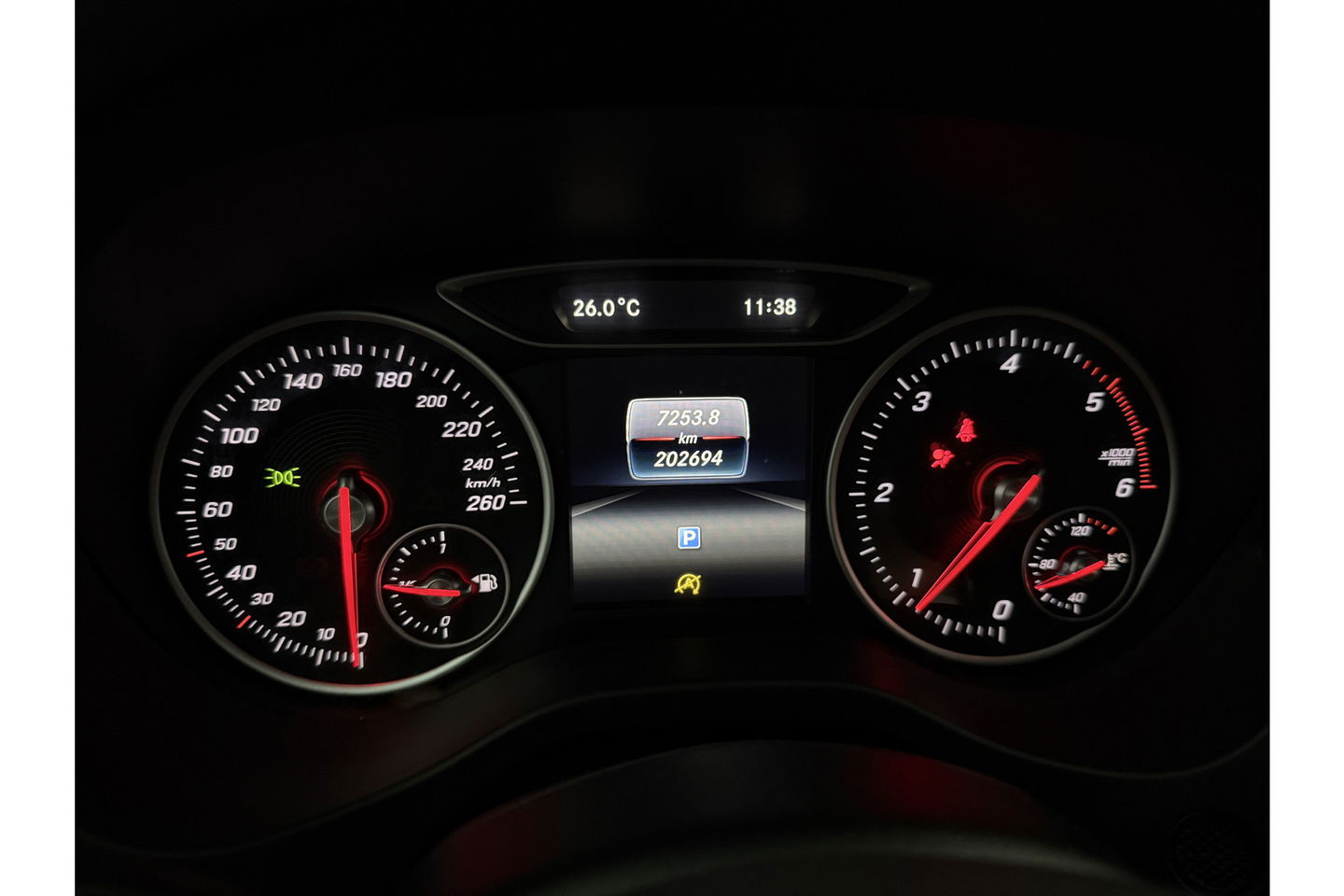 Mercedes-Benz A-Klasse 180 d Airco Cruise Navi LED Parkeersensoren 16"LMV