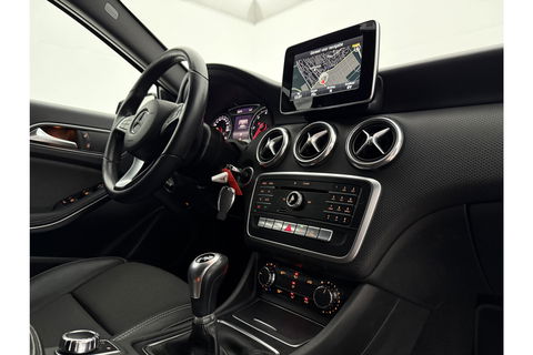 Mercedes-Benz A-Klasse 180 d Airco Cruise Navi LED Parkeersensoren 16"LMV