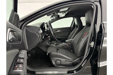 Mercedes-Benz A-Klasse 180 d Airco Cruise Navi LED Parkeersensoren 16"LMV